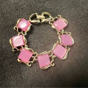 Vintage‎ Gold Tone Pink Moonglow Thermoset Retro Bracelet Size 7” & 14 Gems